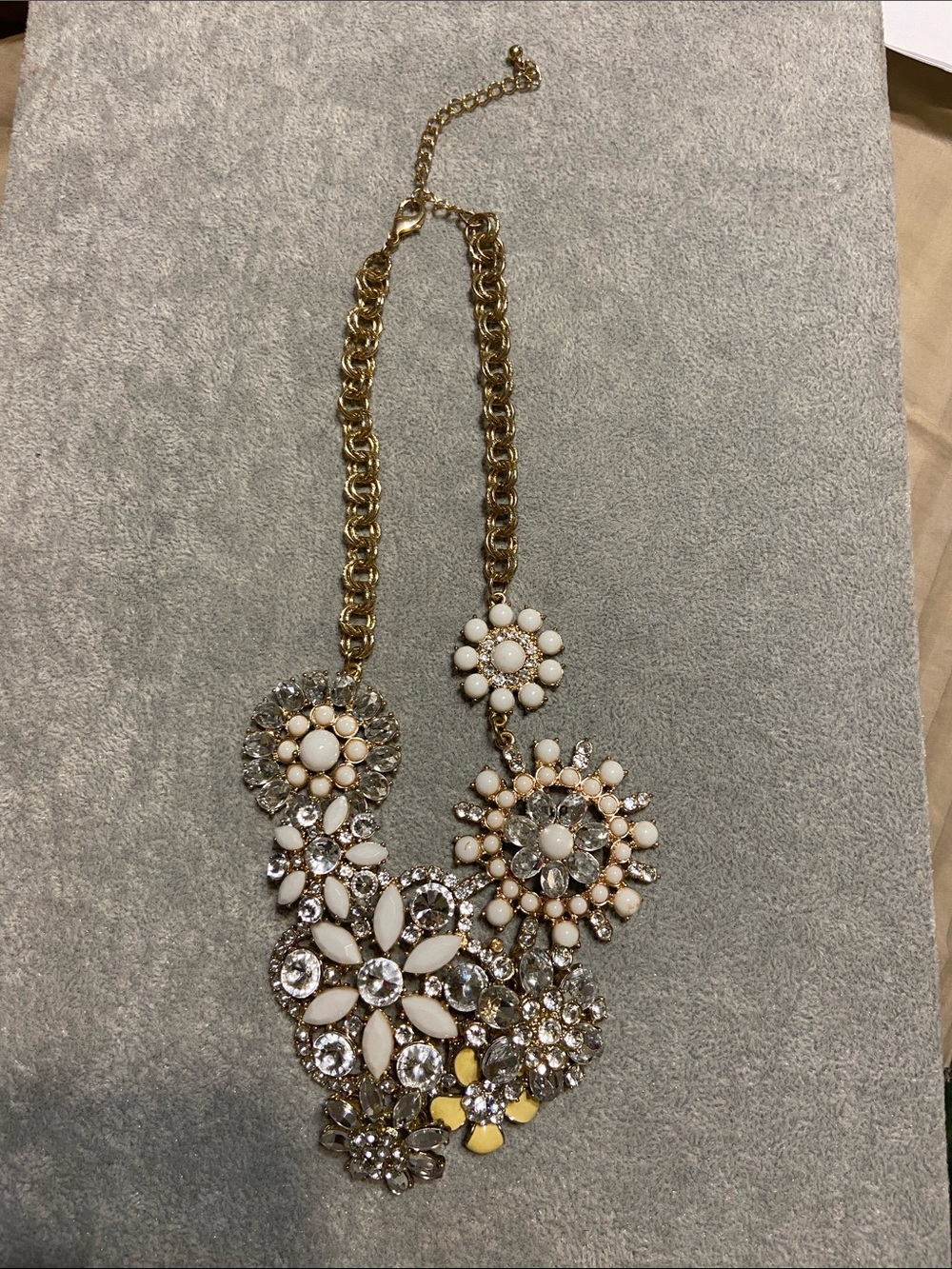 Statement necklace